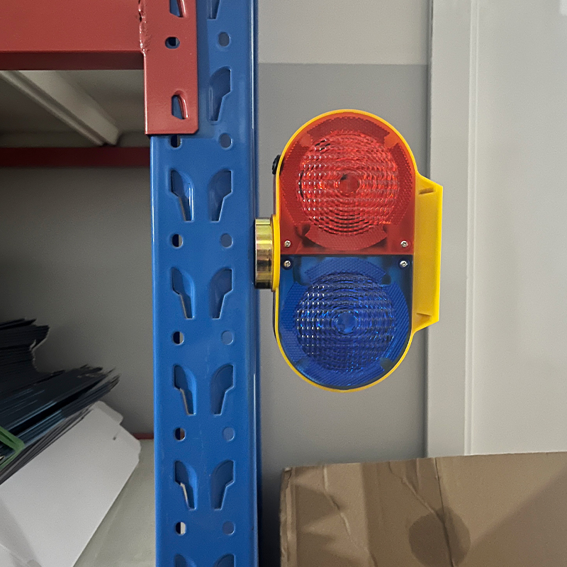 How does the intelligent sensing module of the Solar Eagle Eye Light achieve precise trigger control?